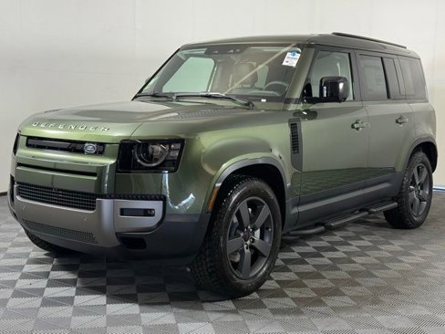 New 2026 Land Rover Defender 110 S image 2