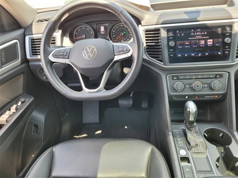 Used 2021 Volkswagen Atlas SE image 15