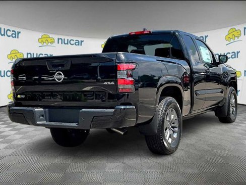 Certified 2025 Nissan Frontier SV image 6