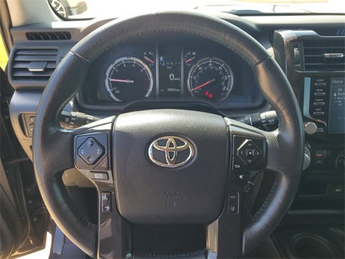 Used 2024 Toyota 4Runner TRD Off-Road Premium image 15