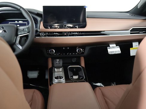 New 2025 Mitsubishi Outlander SEL image 49