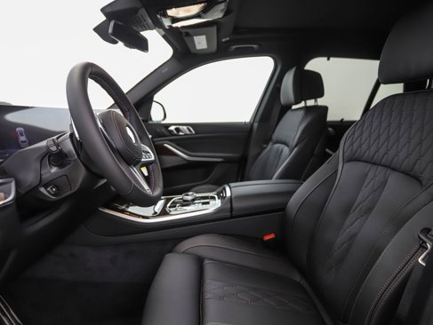 New 2026 BMW X5 M60i image 11