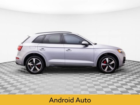 Used 2024 Audi Q5 2.0T Prestige w/ Prestige Package image 6