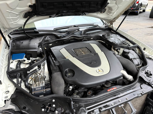 Used 2008 Mercedes-Benz E 550 4MATIC Sedan image 31