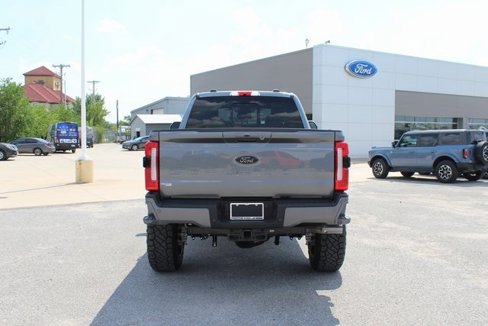 New 2025 Ford F250 Lariat w/ Lariat Ultimate Package image 4