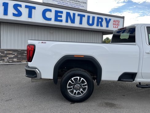 Used 2024 GMC Sierra 3500 SLE w/ SLE Convenience Package image 12