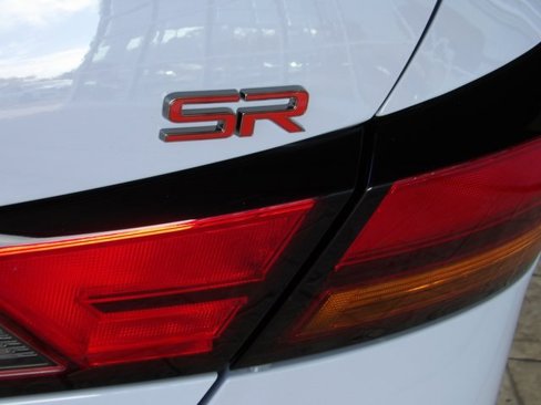 New 2025 Nissan Altima 2.5 SR image 9