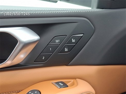 Used 2026 BMW X5 xDrive40i w/ Climate Comfort Package image 19