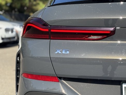 New 2026 BMW X6 M60i image 13