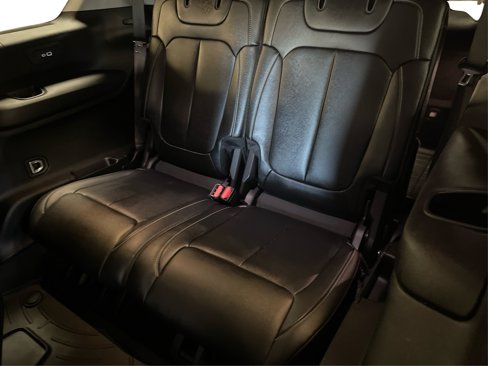 Certified 2023 Jeep Grand Cherokee L Limited image 21