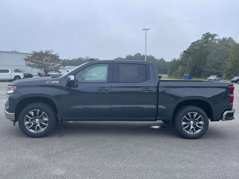 New 2026 Chevrolet Silverado 1500 LT image 2