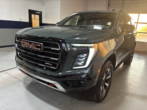 New 2026 GMC Yukon AT4 Ultimate w/ LPO, Floor Liner Package image 37