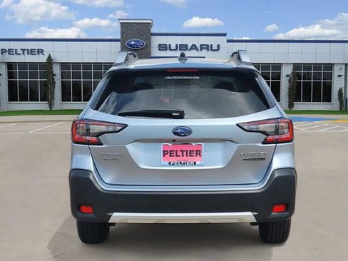 New 2025 Subaru Outback Touring XT image 4