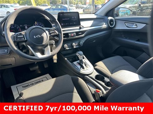 Used 2023 Kia Forte LXS image 12
