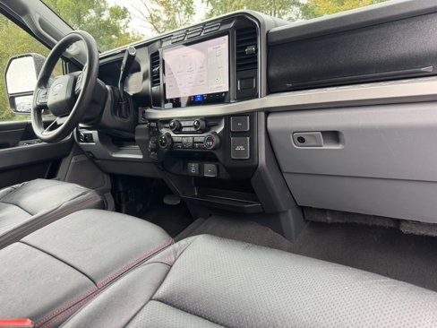 Certified 2024 Ford F350 XLT w/ Black Appearance Package image 16