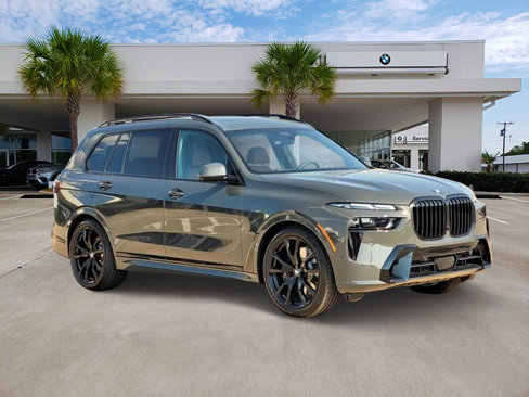 New 2026 BMW X7 xDrive40i w/ Executive Package image 3