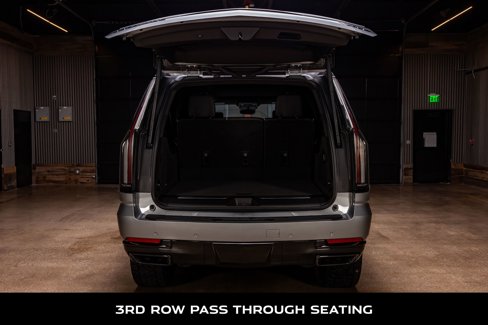 Used 2025 Cadillac Escalade ESV Sport Platinum image 9