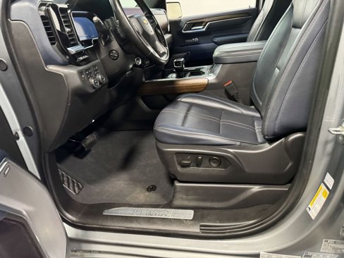 Used 2024 Chevrolet Silverado 1500 High Country image 70