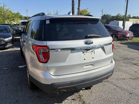 Used 2017 Ford Explorer FWD image 8