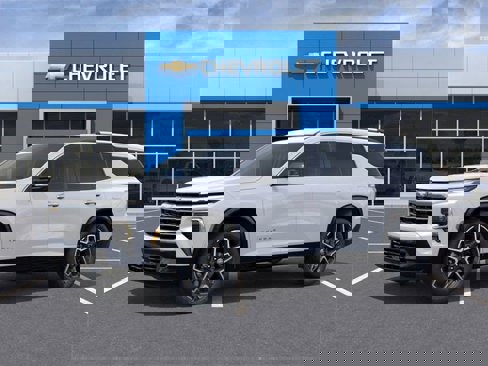 New 2026 Chevrolet Traverse High Country image 2