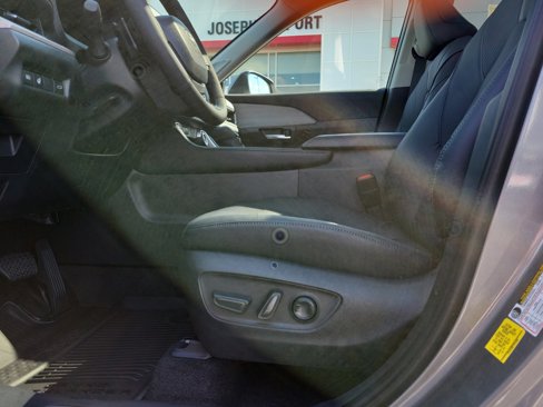 New 2026 Toyota Grand Highlander Platinum image 16