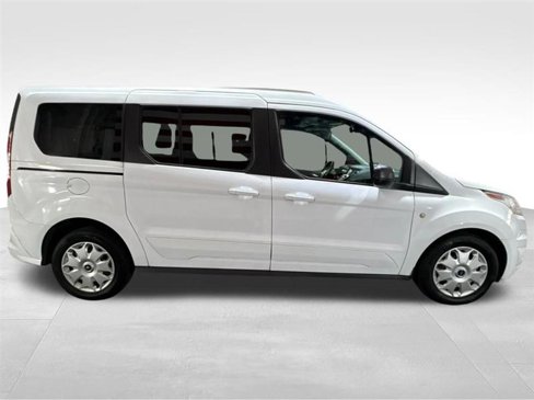 Used 2018 Ford Transit Connect XLT image 4