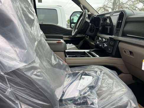 New 2026 Ford F250 Platinum w/ Platinum Plus Package image 9