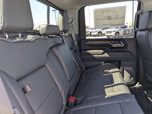 New 2026 GMC Sierra 3500 Denali w/ Denali Reserve Package image 15