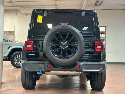 Certified 2022 Jeep Wrangler Unlimited Sahara image 4