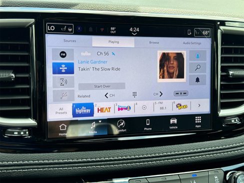 New 2026 Chrysler Pacifica Select image 33