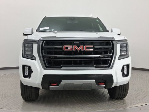 Used 2021 GMC Yukon XL AT4 w/ AT4 Premium Plus Package image 6