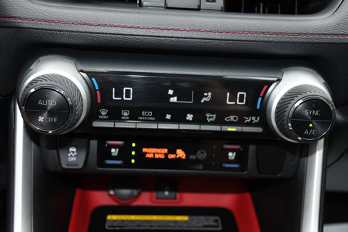 Used 2021 Toyota RAV4 TRD Off-Road image 39