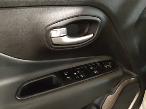 Used 2023 Jeep Renegade Latitude w/ Sun/Sound Group image 27