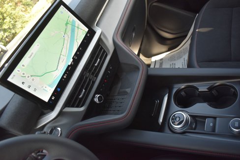 New 2025 Ford Explorer ST image 25