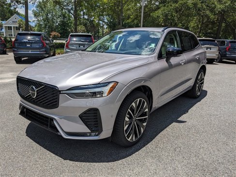 New 2026 Volvo XC60 B5 Ultra w/ Climate Package image 8