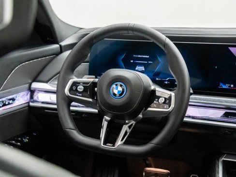 New 2025 BMW i7 eDrive50 w/ M Sport Package image 12