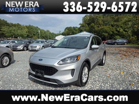 Used 2020 Ford Escape SE image 1