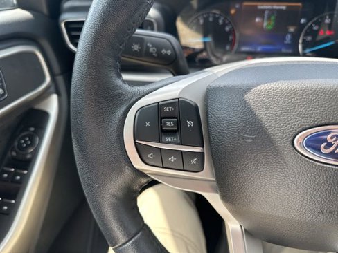 Certified 2023 Ford Explorer XLT w/ Equipment Group 202A image 41