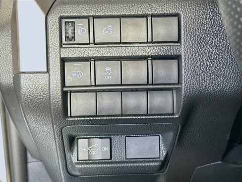 Used 2024 Toyota Tacoma SR5 image 17