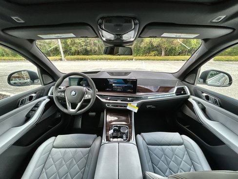 New 2026 BMW X5 xDrive50e w/ Premium Package image 25
