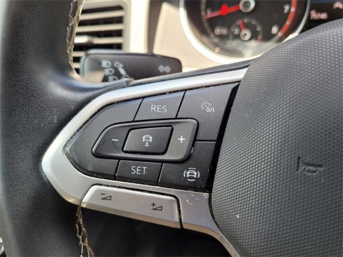 Used 2021 Volkswagen Atlas SE image 38