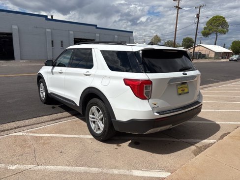 Used 2024 Ford Explorer XLT w/ Equipment Group 202A image 4