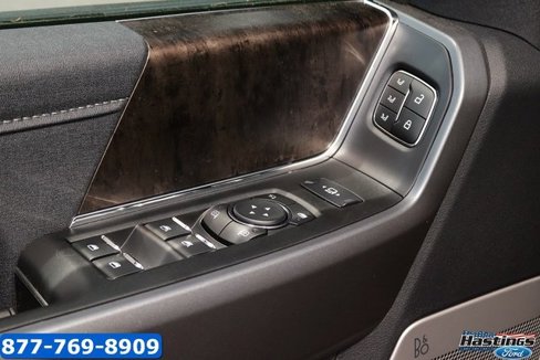 New 2025 Ford F250 Lariat w/ Lariat Ultimate Package image 13