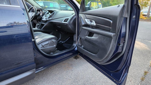Used 2017 GMC Terrain SLT w/ Open Road Package image 43