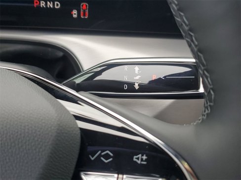 New 2026 Cadillac Vistiq Sport image 8