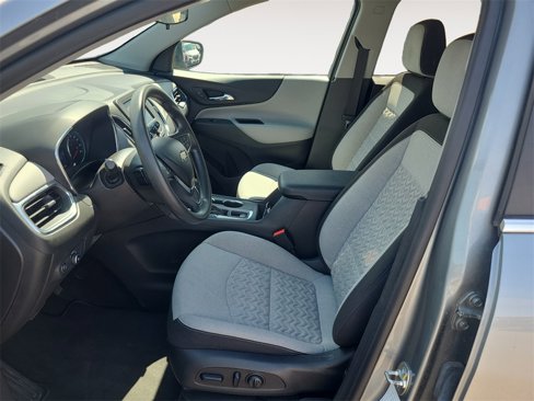 Used 2023 Chevrolet Equinox LT image 9