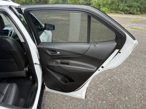 Used 2020 Chevrolet Equinox Premier w/ Premier Redline Edition image 15