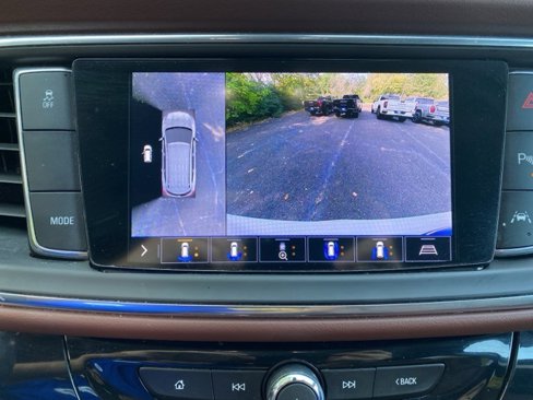Used 2020 Buick Enclave Avenir w/ Avenir Technology Package image 20