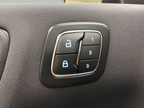 New 2025 Ford Escape ST-Line Elite image 38