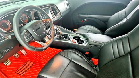 Used 2015 Dodge Challenger SRT Hellcat image 13